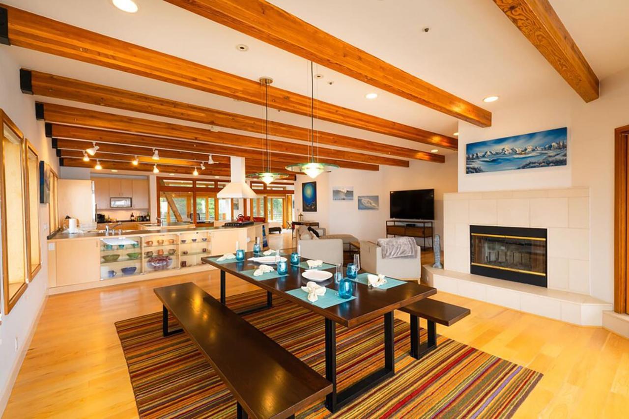 Luxury Beachfront Penthouse Walk To The Beach Restaurants Entertainment ハーフムーンベイ エクステリア 写真